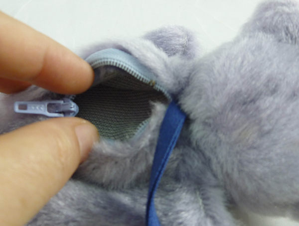 【震撼精品百貨】日本泰迪熊 ~ 造型絨毛零錢包『紫&淺紫』(共二色) product thumbnail 3