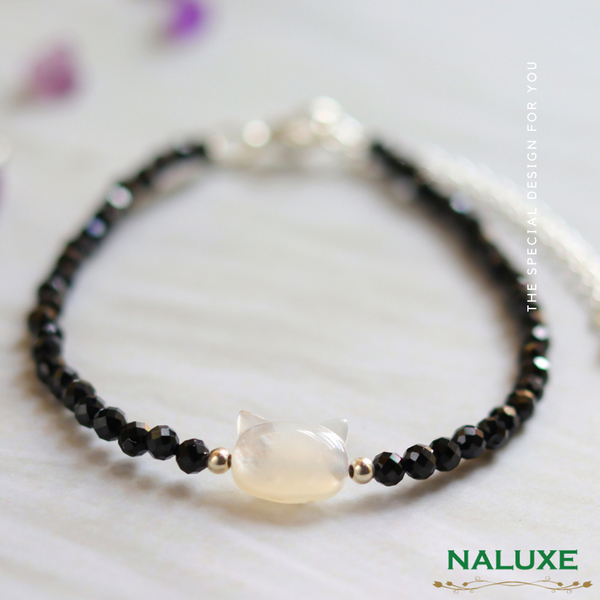 【Naluxe】黑尖晶石|深海蝶貝|黑白貓咪設計款開運能量水晶手鍊(護佑平安、守護石) product thumbnail 5