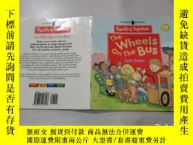 二手書博民逛書店the罕見wheels on the bus:公共汽車上的輪子Y212829