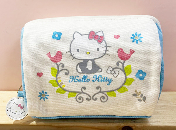 【震撼精品百貨】Hello Kitty 凱蒂貓~日本SANRIO三麗鷗KITTY化妝包-北歐*00515