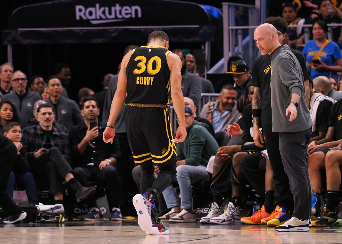 Draymond, Klay react to Steph's ankle injury in loss to Bulls