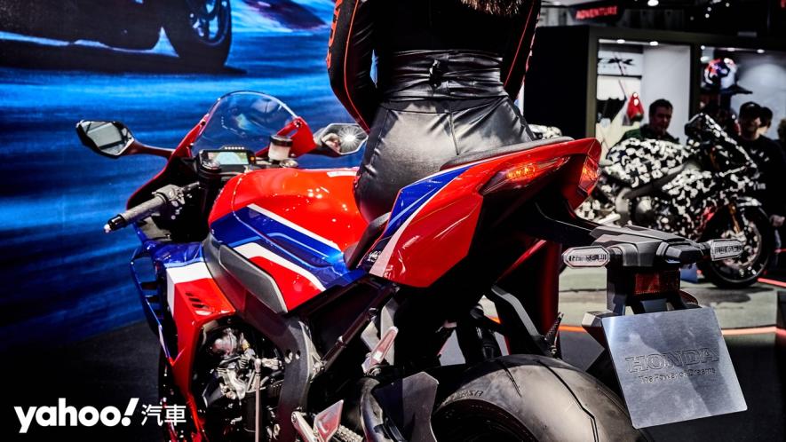 【米蘭車展】賽道本質全面進駐！2020 Honda CBR1000RR-R跑格實力大幅躍進！ - 6