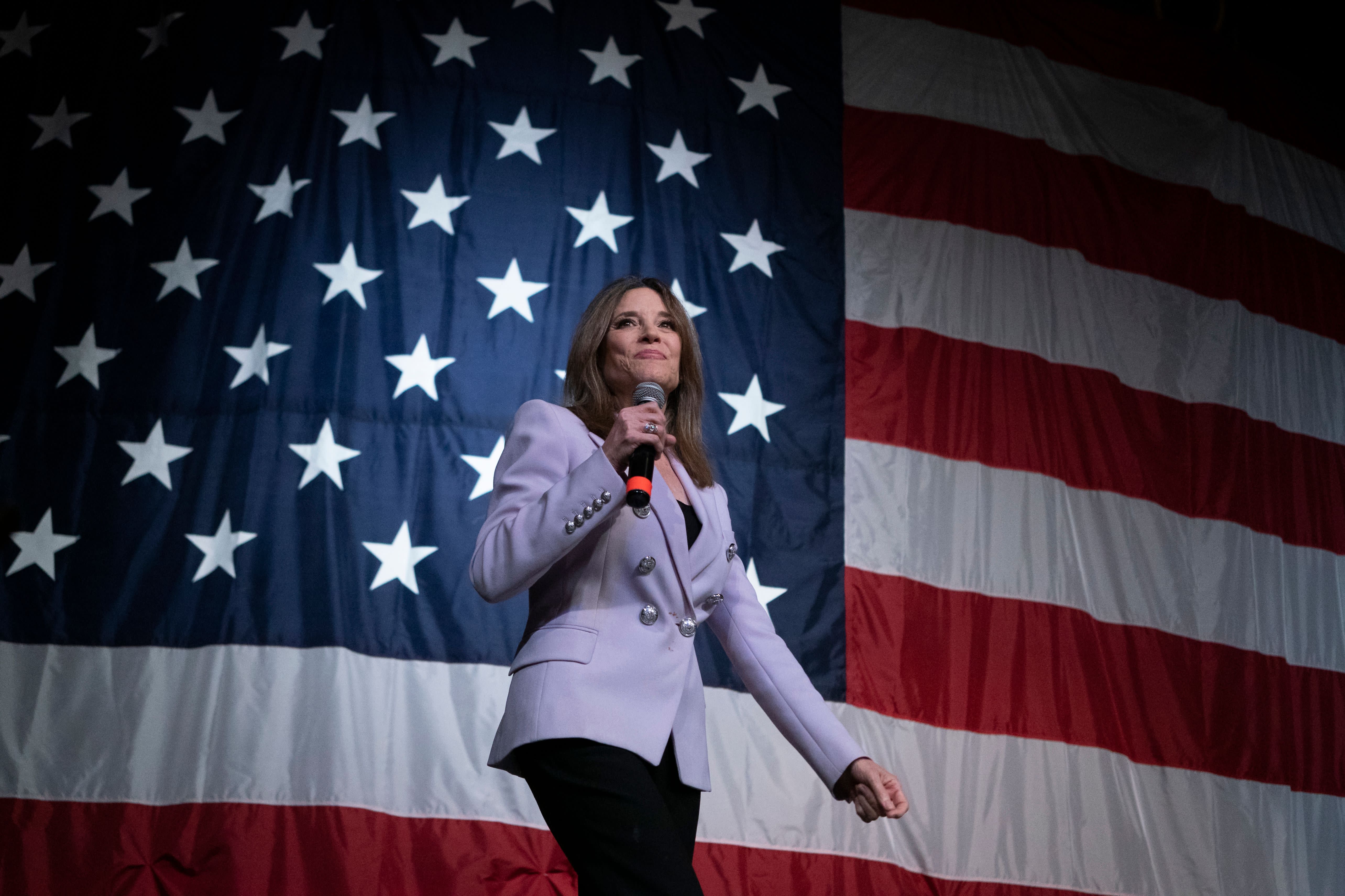 Williamson wants up to $500 billion for reparations plan Marianne  Williamson wants up to $500 billion for reparations plan