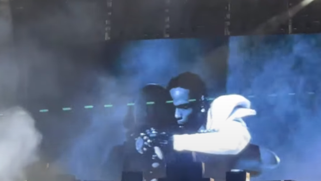 Kanye West Joins Travis Scott Onstage, First Performance Since