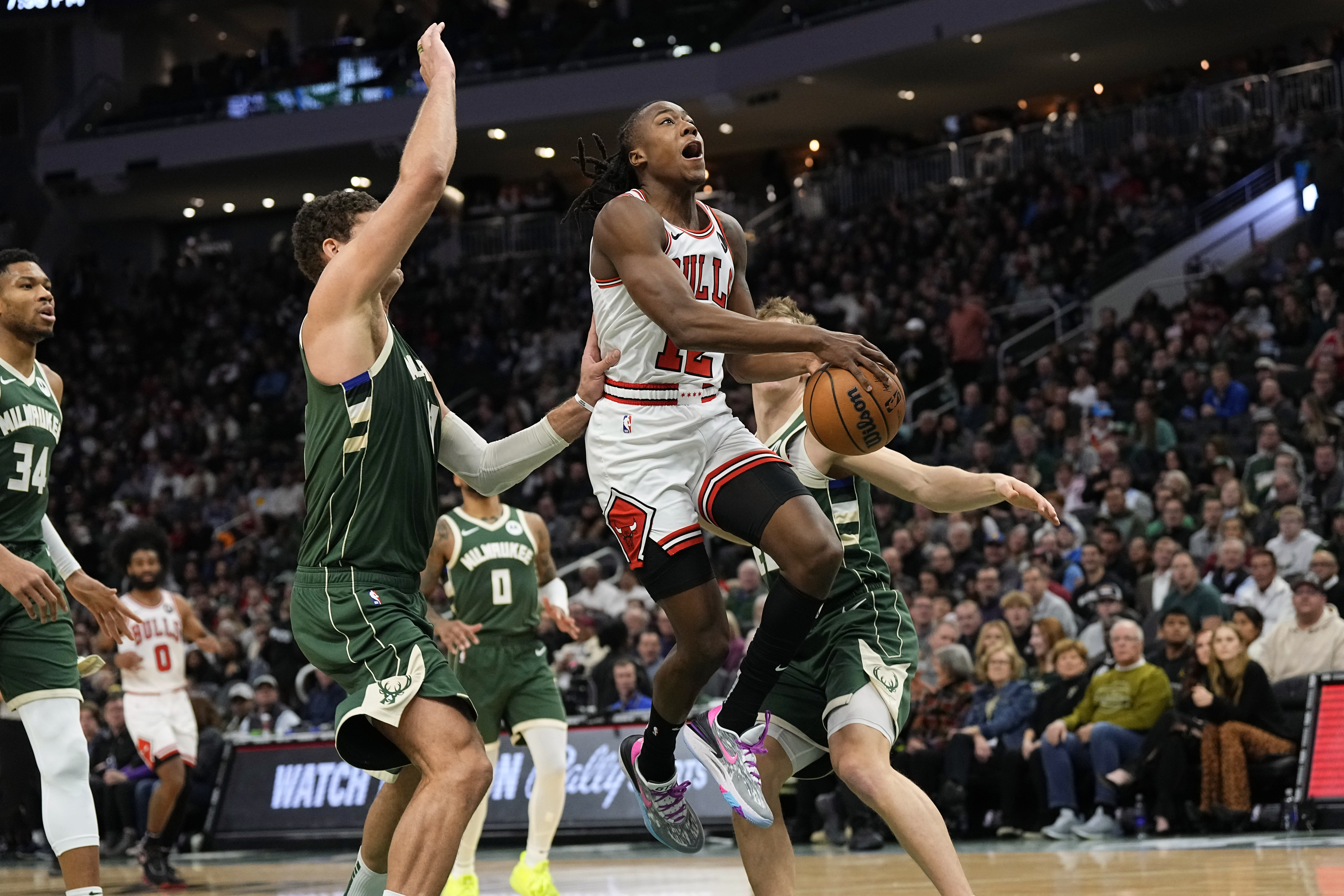 Ayo Dosunmu achieves undesirable feat after ‘cardio game' versus Bucks