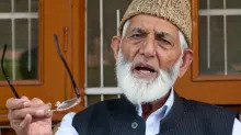 Syed Ali Geelani: Kashmir leader quits Hurriyat Conference