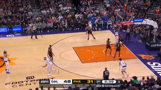 Dorian Finney-Smith with a dunk vs the Phoenix Suns