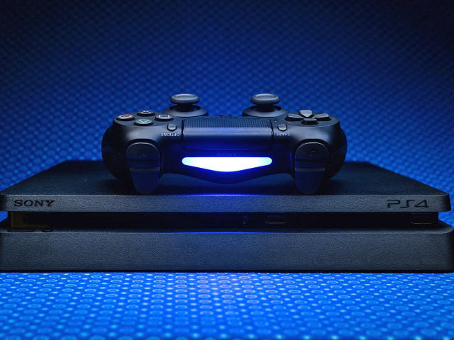 PlayStation 4 Slim