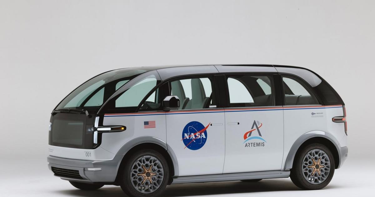 Canoo made a cute trio of EVs to hold NASA’s Artemis 2 astronauts to the SLS