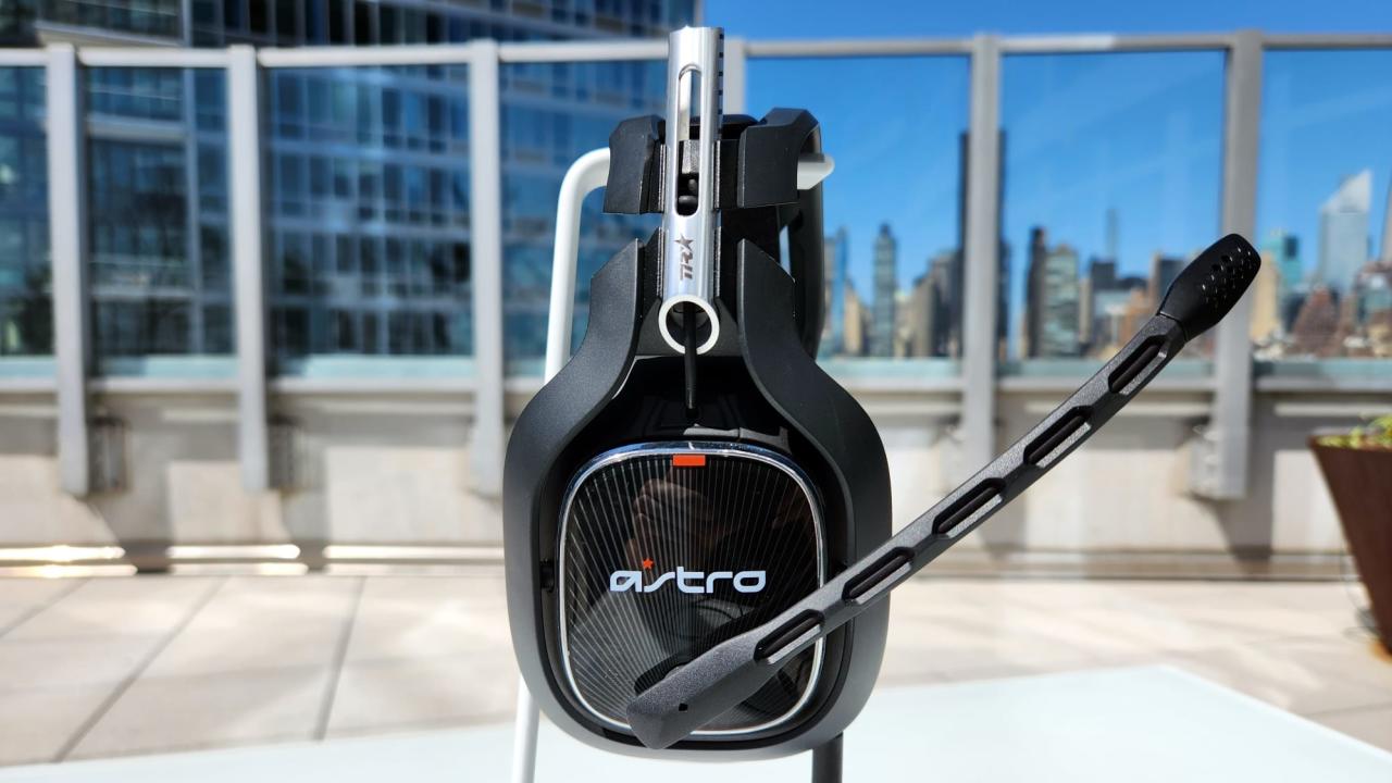 Best Gaming Headsets 2023 - Forbes Vetted