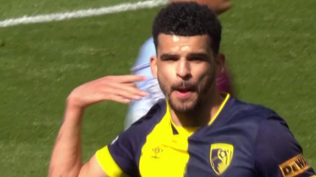 Solanke's penalty gives Bournemouth 1-0 lead
