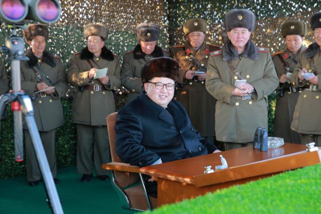 North Korean leader Kim Jong Un oversees a firing contest in Pyongyang, Dec. 21, 2016.