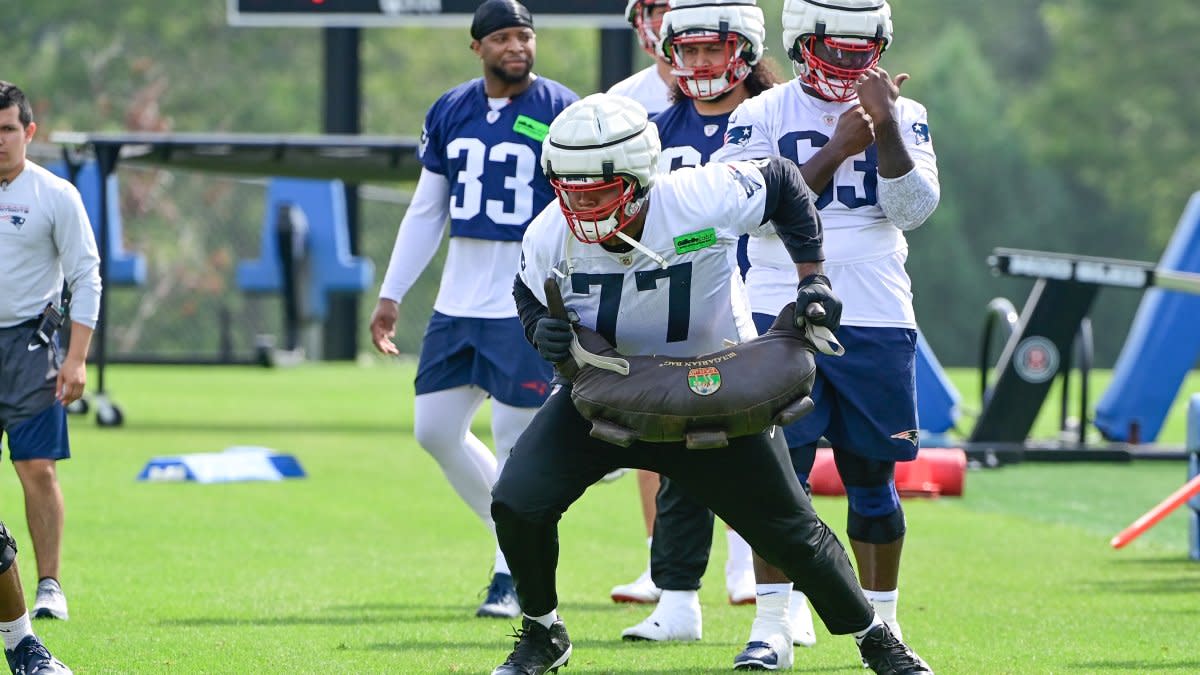 New England Patriots Pre-Training Camp Depth Chart: Offense; Tackle  Trouble? - Sports Illustrated New England Patriots News, Analysis and More