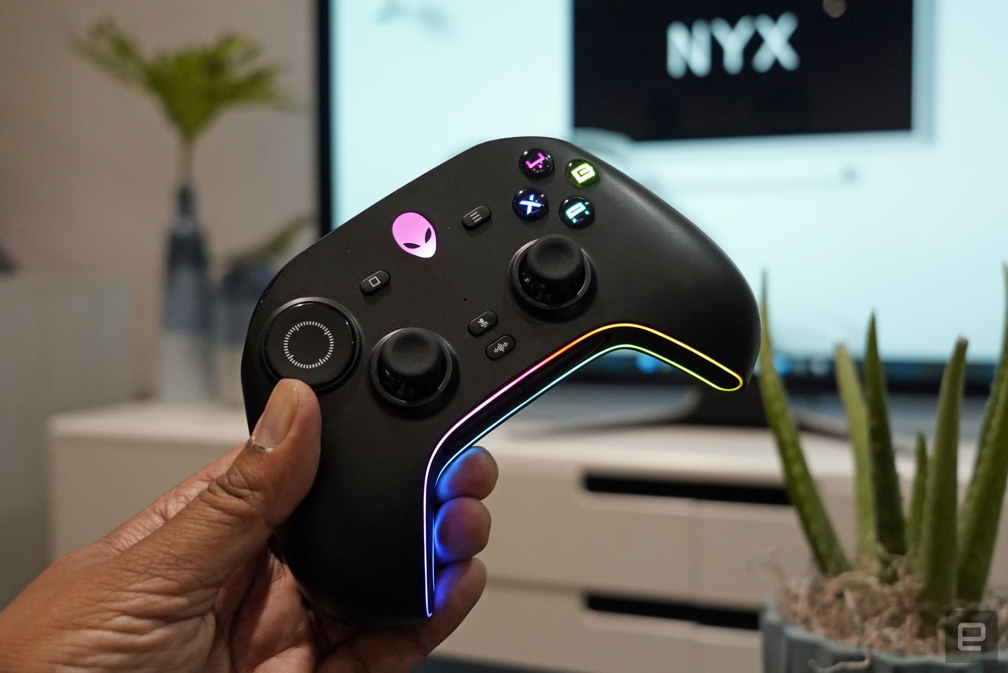 Dells Concept Nyx Gamepad Sure Is Something Engadget