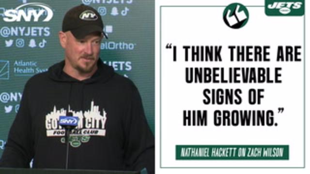 New York Jets' offensive coordinator Nathaniel Hackett talks to