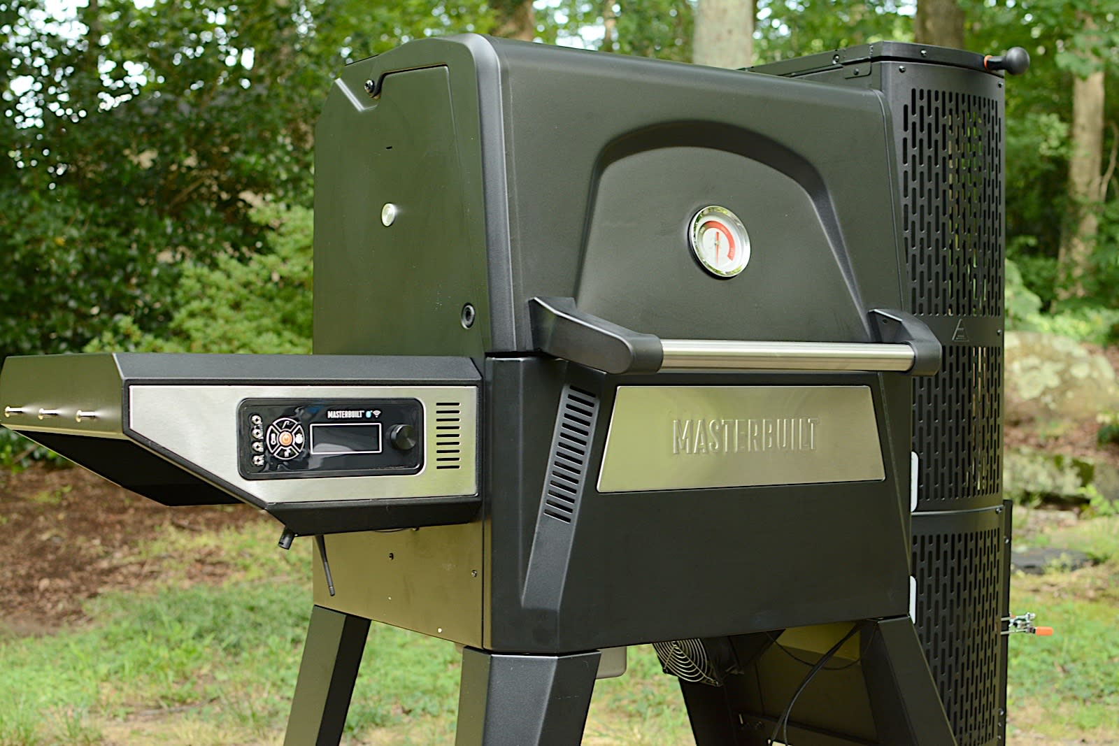 Masterbuilt® Slow Smoker