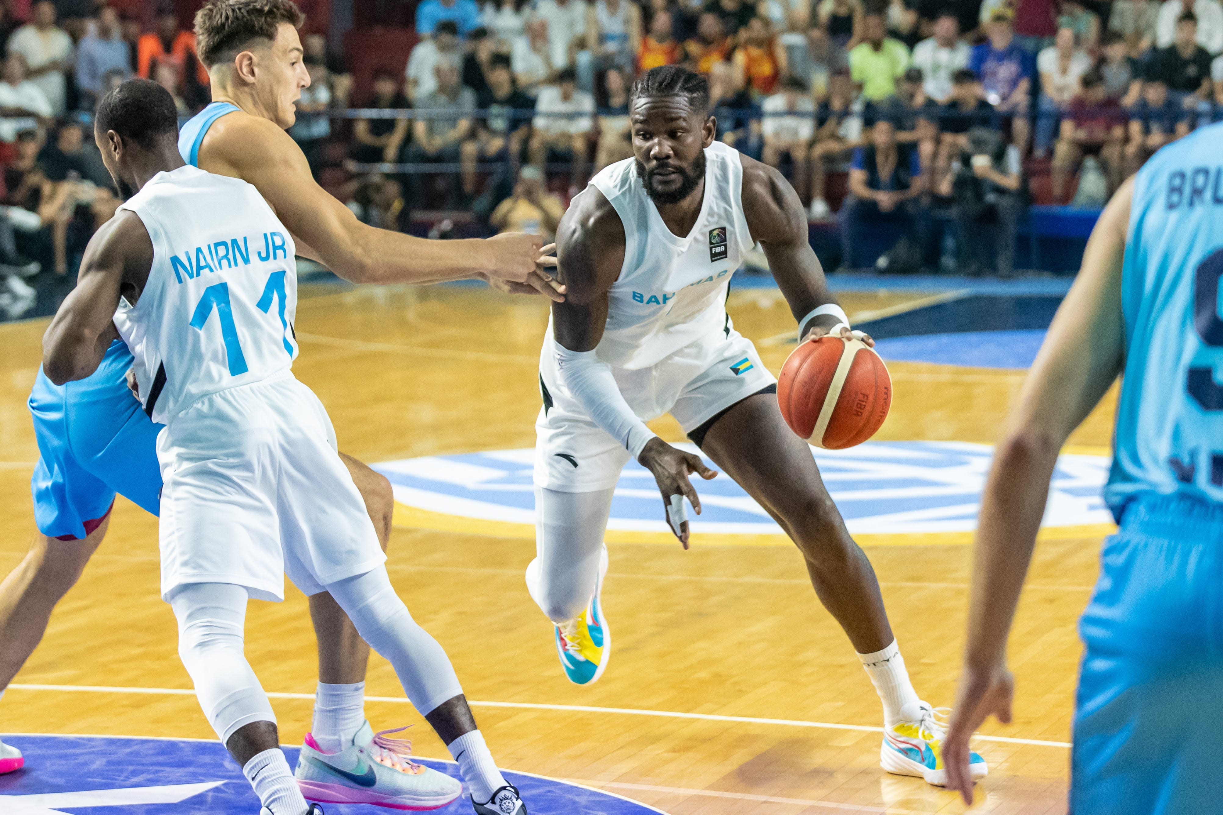 Intense Phoenix Suns big Deandre Ayton leads Bahamas to comeback stunner over Argentina