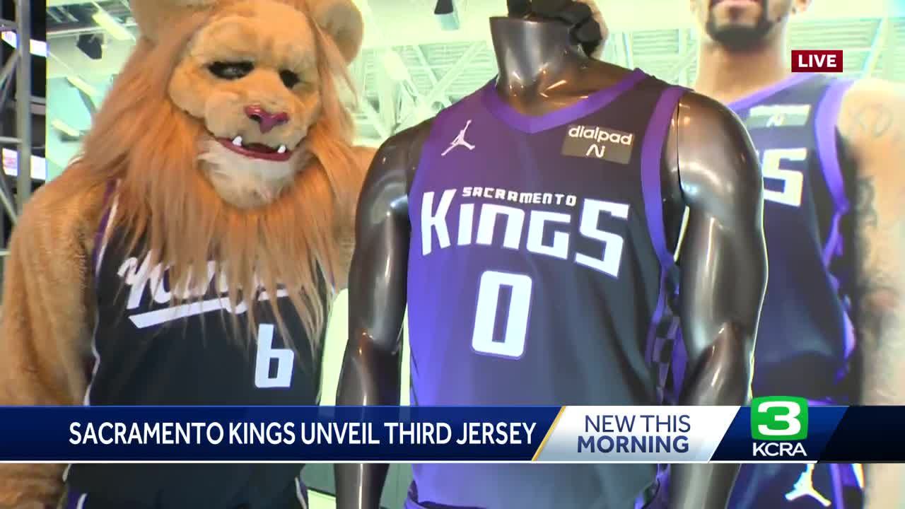 Kings reveal new third jersey for 50th anniversary —