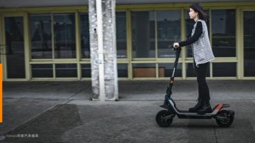 【開箱速報】Segway Ninebot P100S 電動滑板車開箱！放風玩樂的最終兵器！