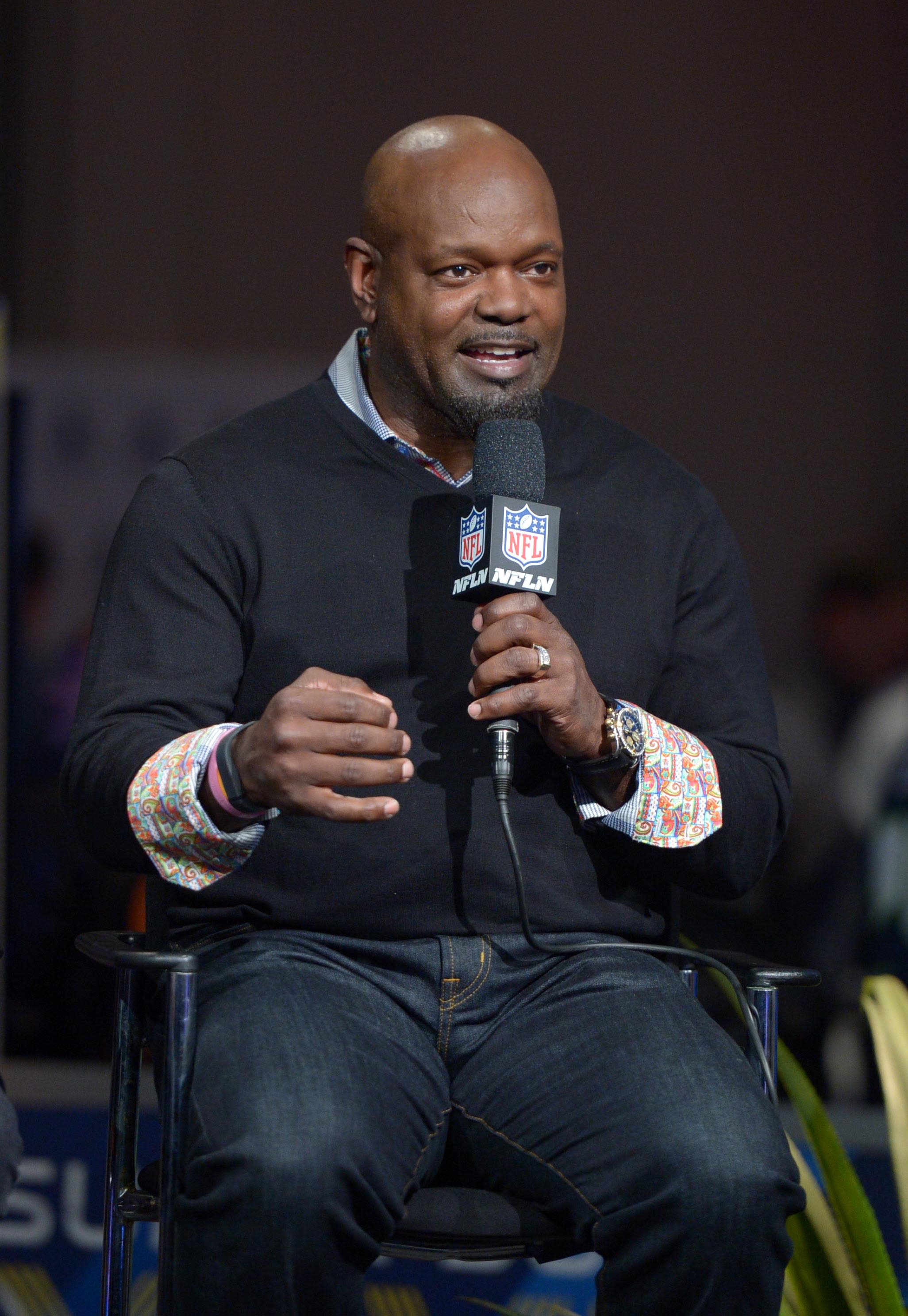 Emmitt Smith thinks it would take 13 seasons for someone to beat his record