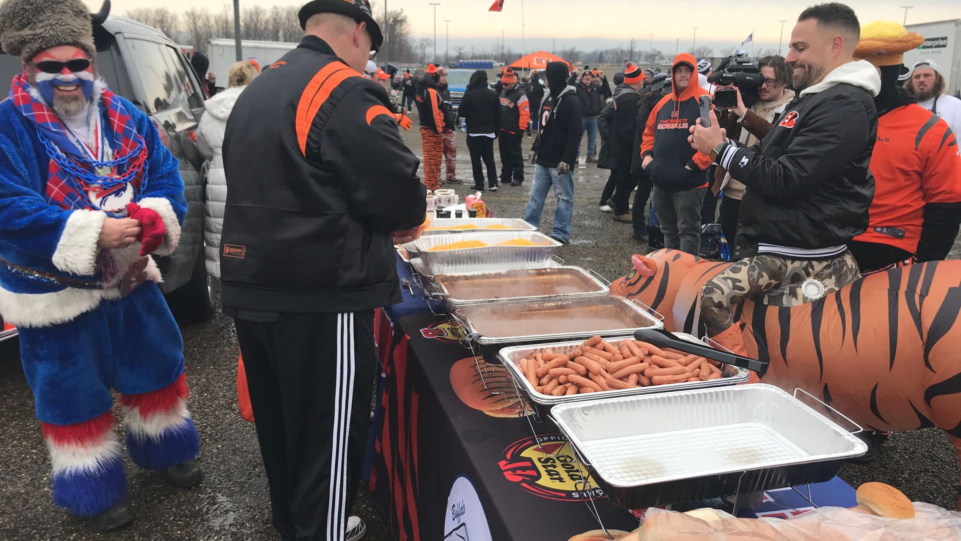 Bigger and better': Bengals fans go all out after pandemic canceled  tailgating season