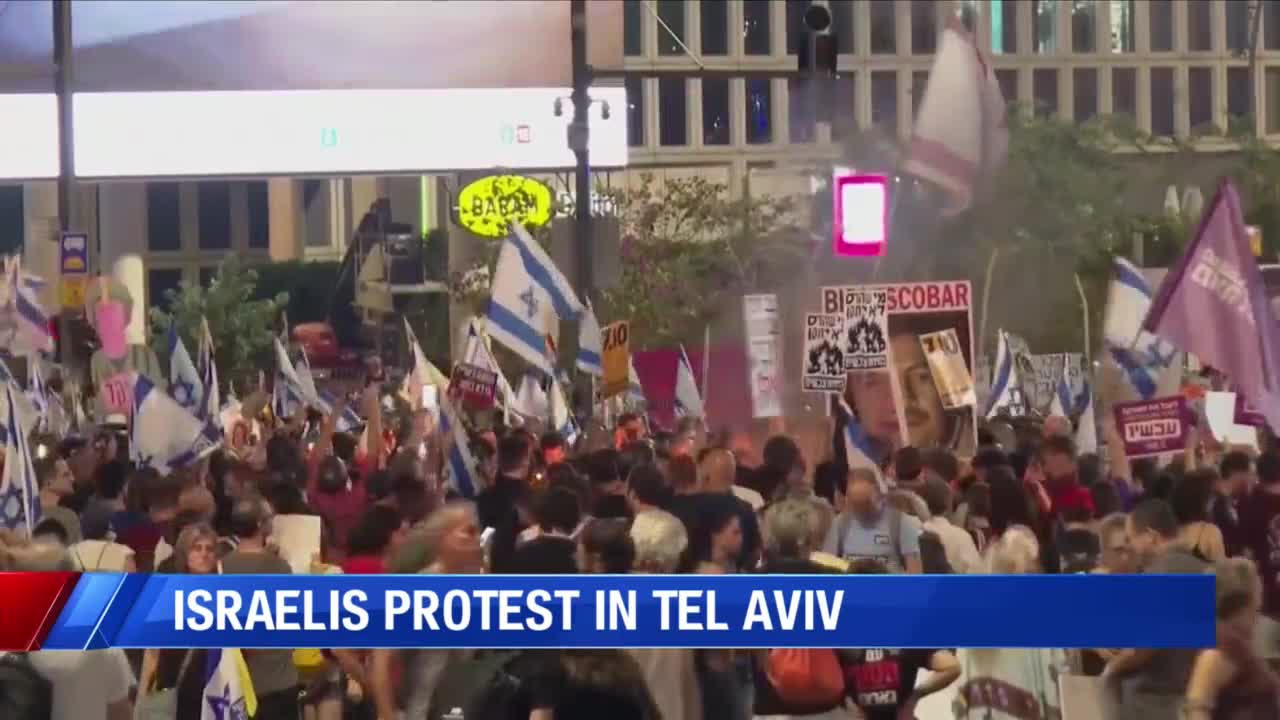 Israelis protest in Tel Aviv