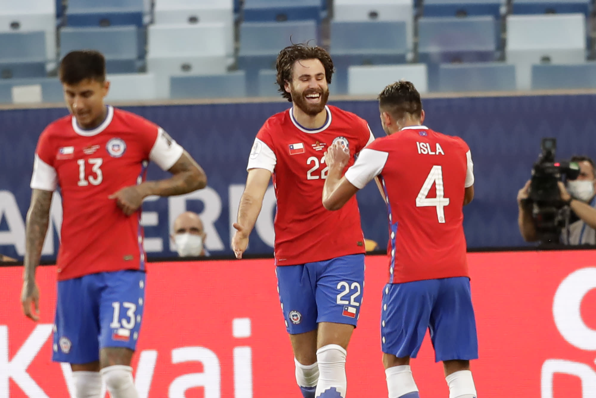 Englishman Scores In Chile S Copa America Win Over Bolivia