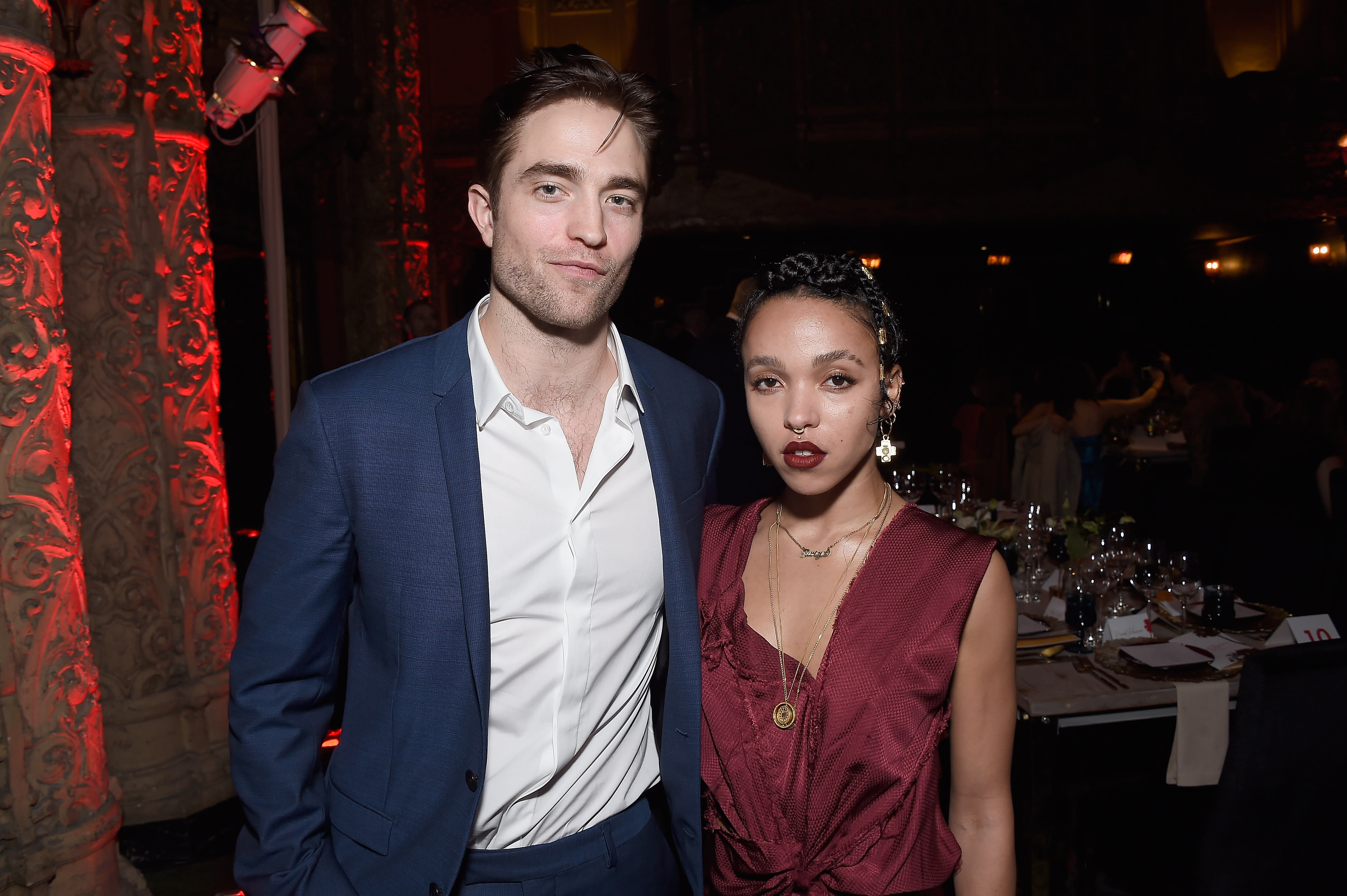 Robert Pattinson With A Girl