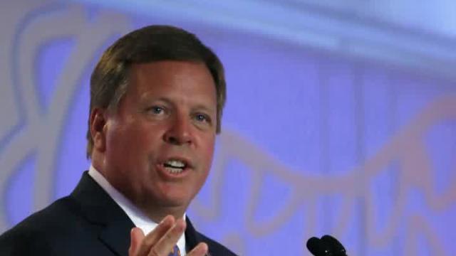 Jim McElwain not happy that jokes about shark photo got 'personal'