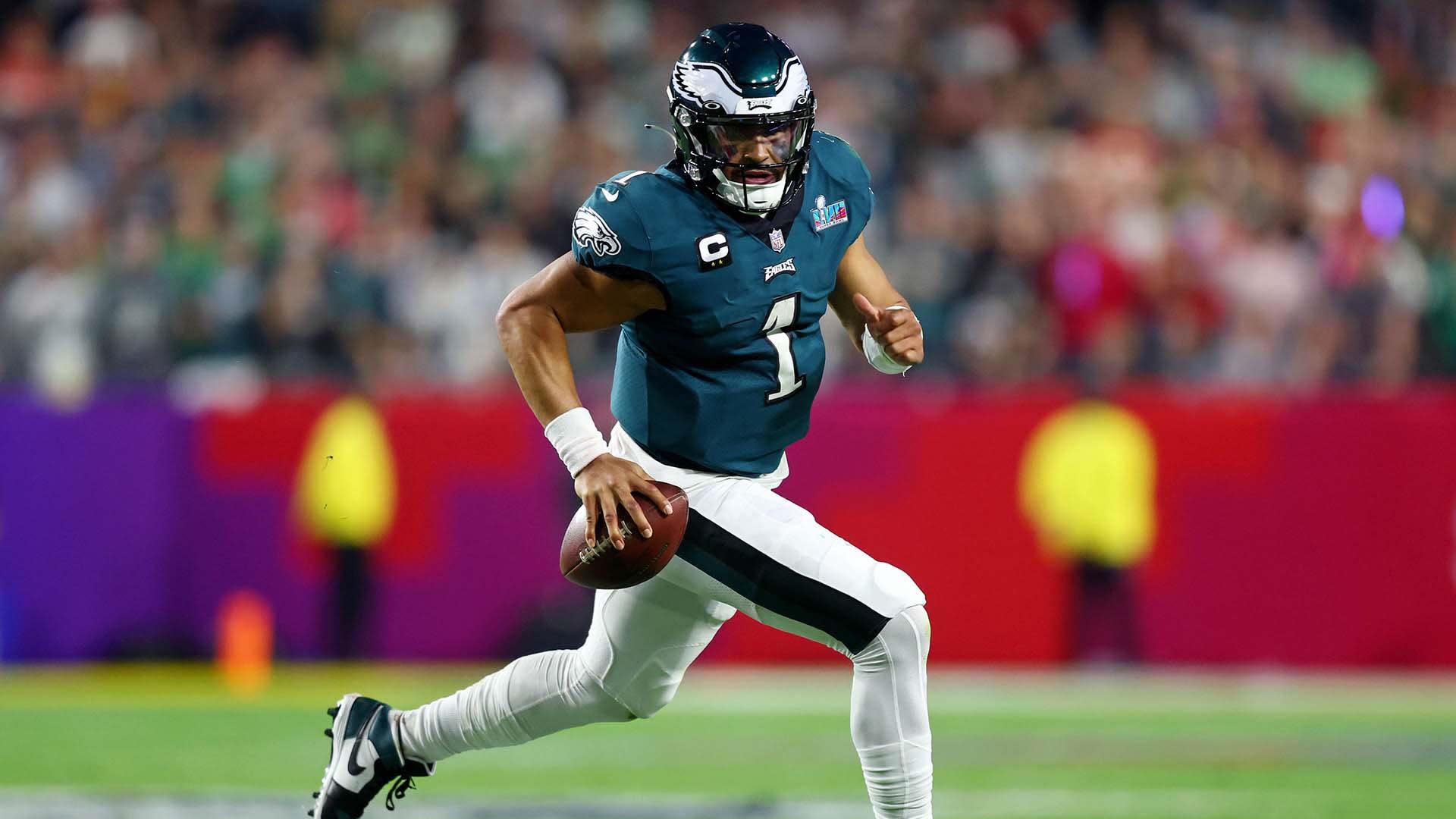 QB Jalen Hurts torches Vikings in Eagles win