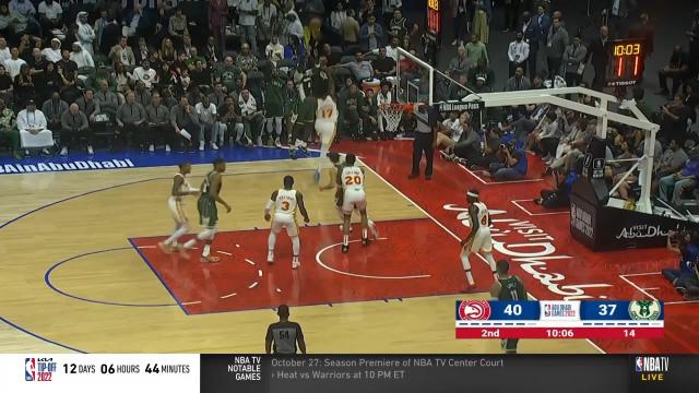 Grayson Allen with an assist vs the Atlanta Hawks