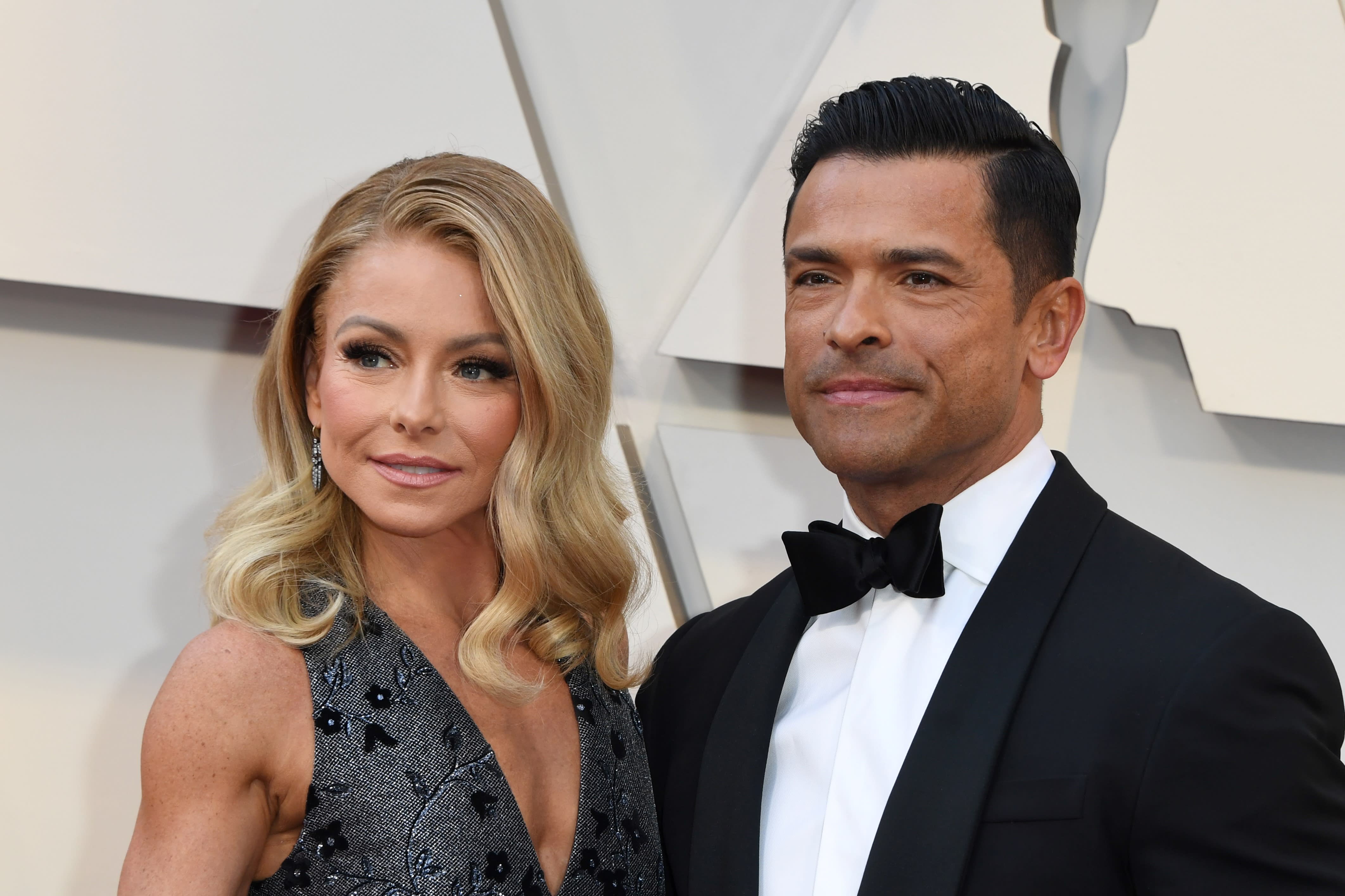 kelly ripa oscar dress