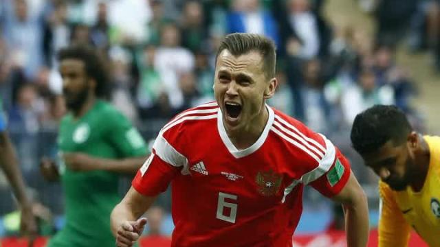 Russia smashes Saudi Arabia 5-0 in World Cup opener