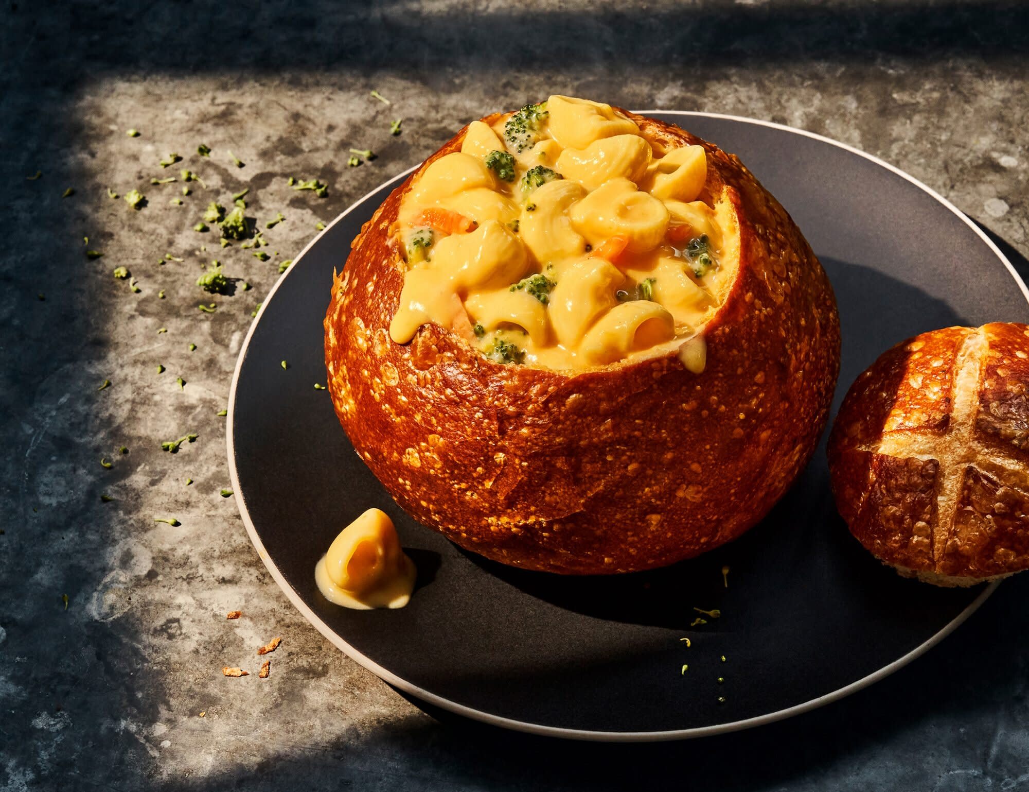 Panera Bread Unveils New Broccoli Cheddar Mac And Cheese In A Bread Bowl