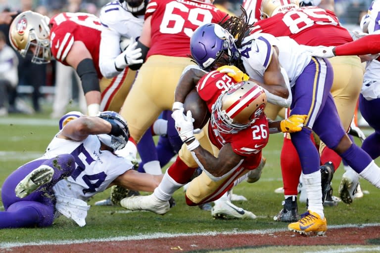 San Francisco 49ers Sink Vikings In Nfl Playoffs