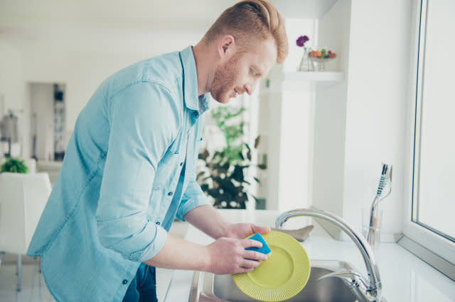 This Is The Correct Way To Wash Dishes