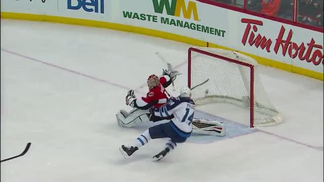 Anthony Peluso hits crossbar and celebrates