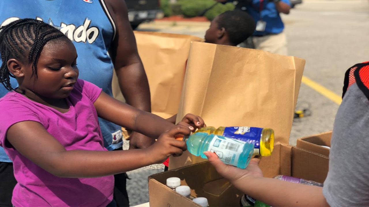 Second Harvest Food Bank drives mobile pantry to Harnett ...