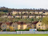 UK mortgage approvals rise in March despite stubborn interest rates