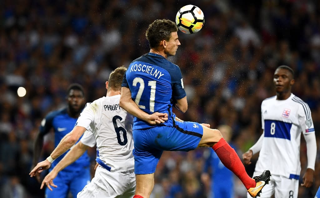 Франция люксембург сегодня. France la haine Soccer.