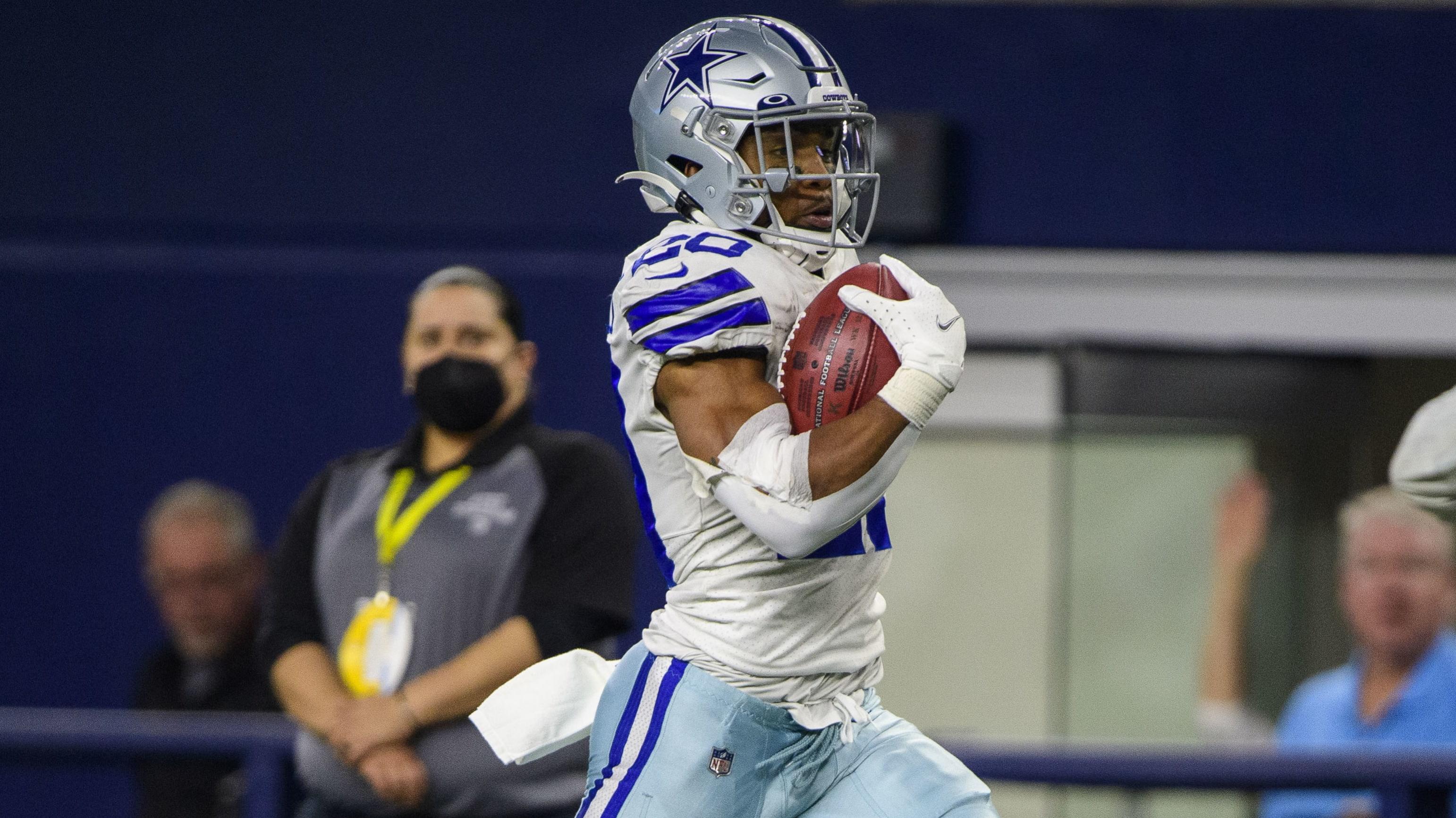 Tony Pollard Makes Cowboys' Lack of WR Depth Less of a Concern