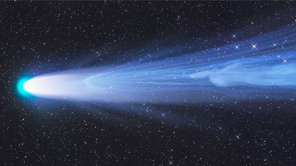 Astronomy Photographer of the Year: ‘Once in a lifetime’ picture of comet wins award – NewsIndiaXpress