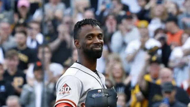 Former Pirates OF Andrew McCutchen showered with love in return to Pittsburgh