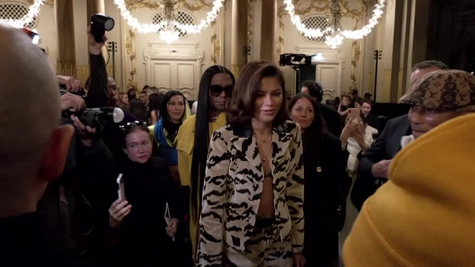 Zendaya and Her Amazing Bob Graced the Louis Vuitton Fall 2023 Front Row -  Fashionista