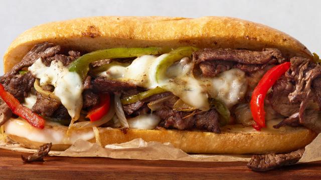 No Trip To Philly Required To Enjoy This Ridiculously Good Cheesesteak