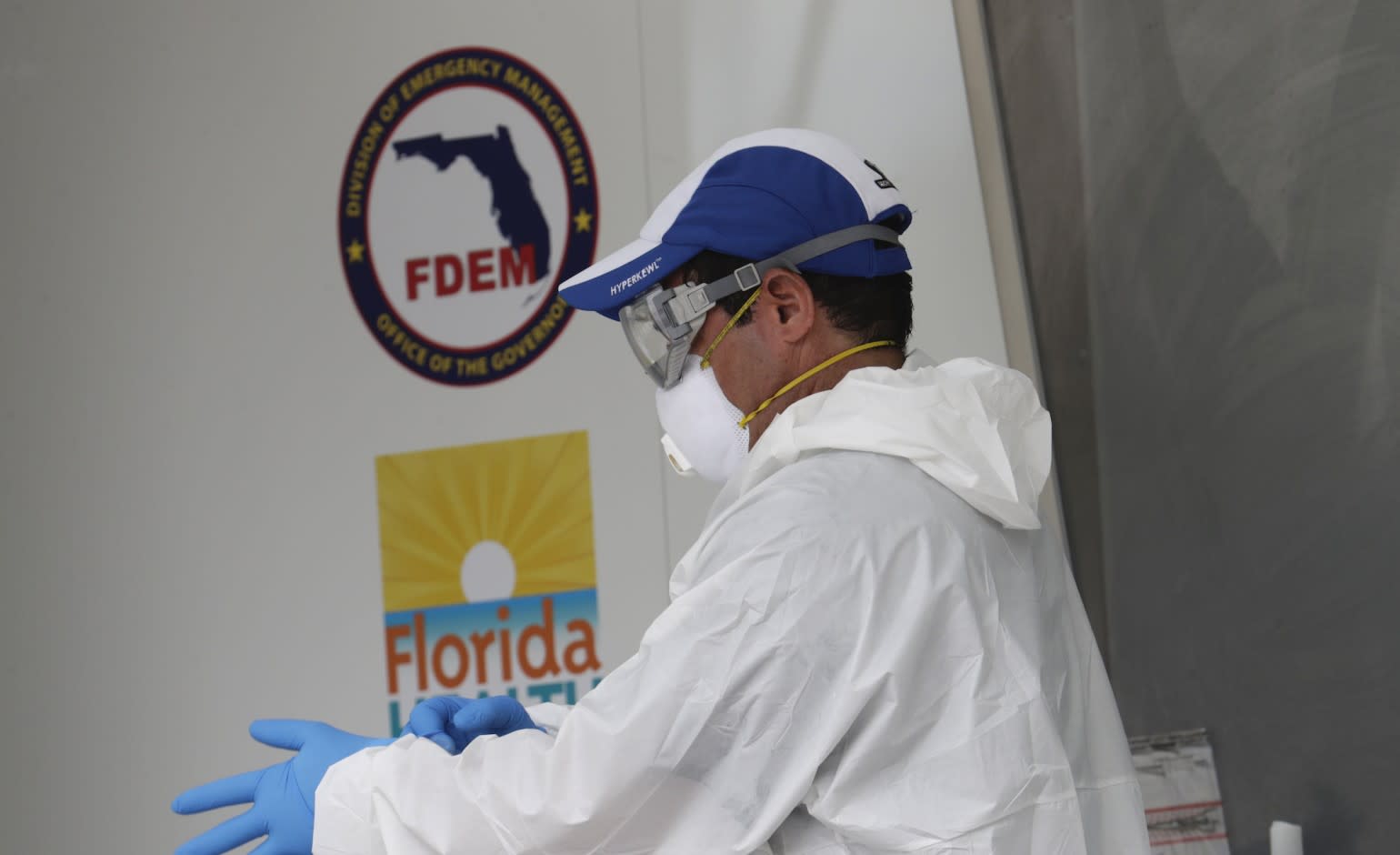 CDC scrambles to correct Florida COVID-19 cases but can't seem to match state da..