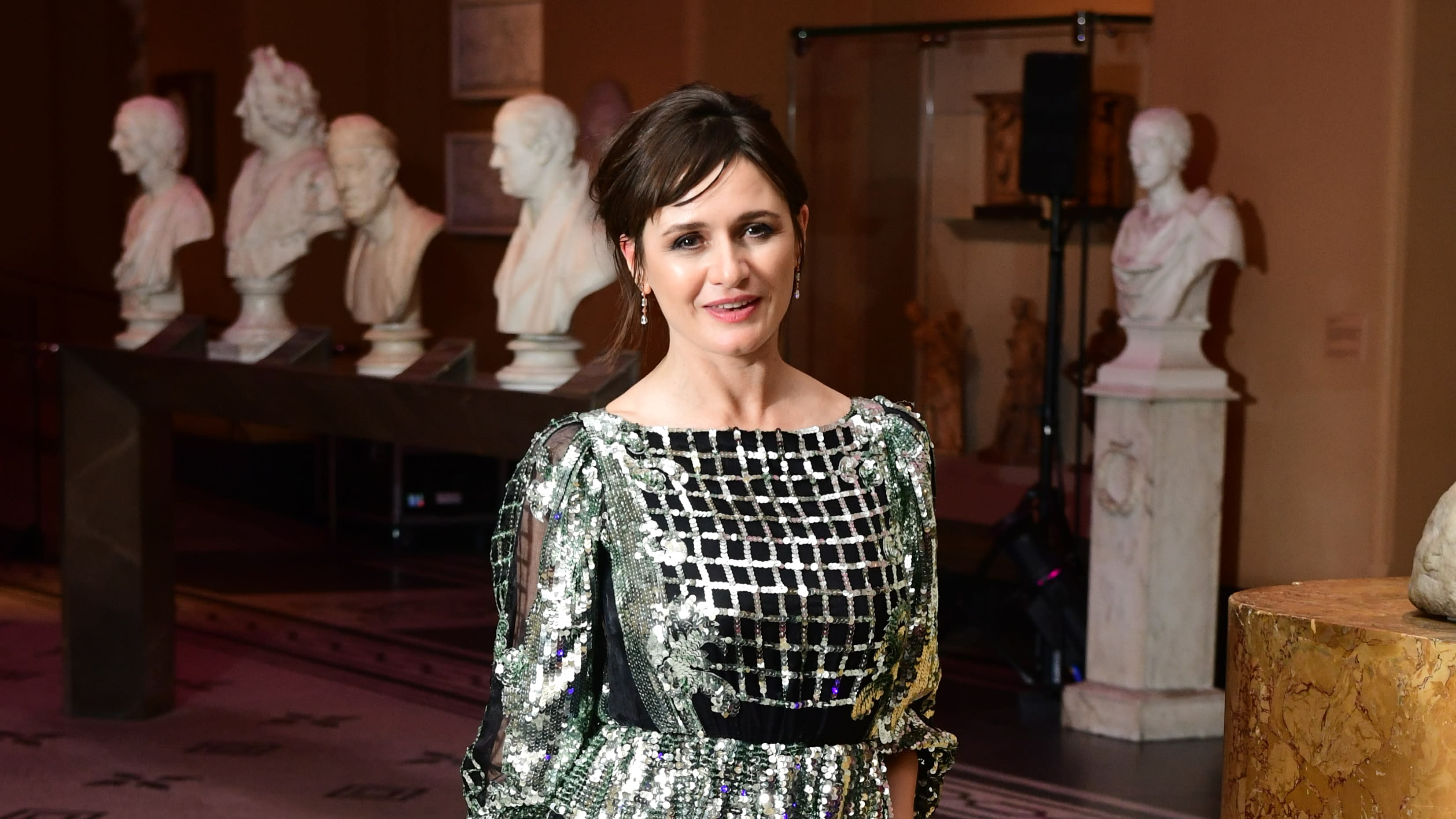 Emily Mortimer Still Called ‘hollow Bones Years After Minor 30 Rock Role 