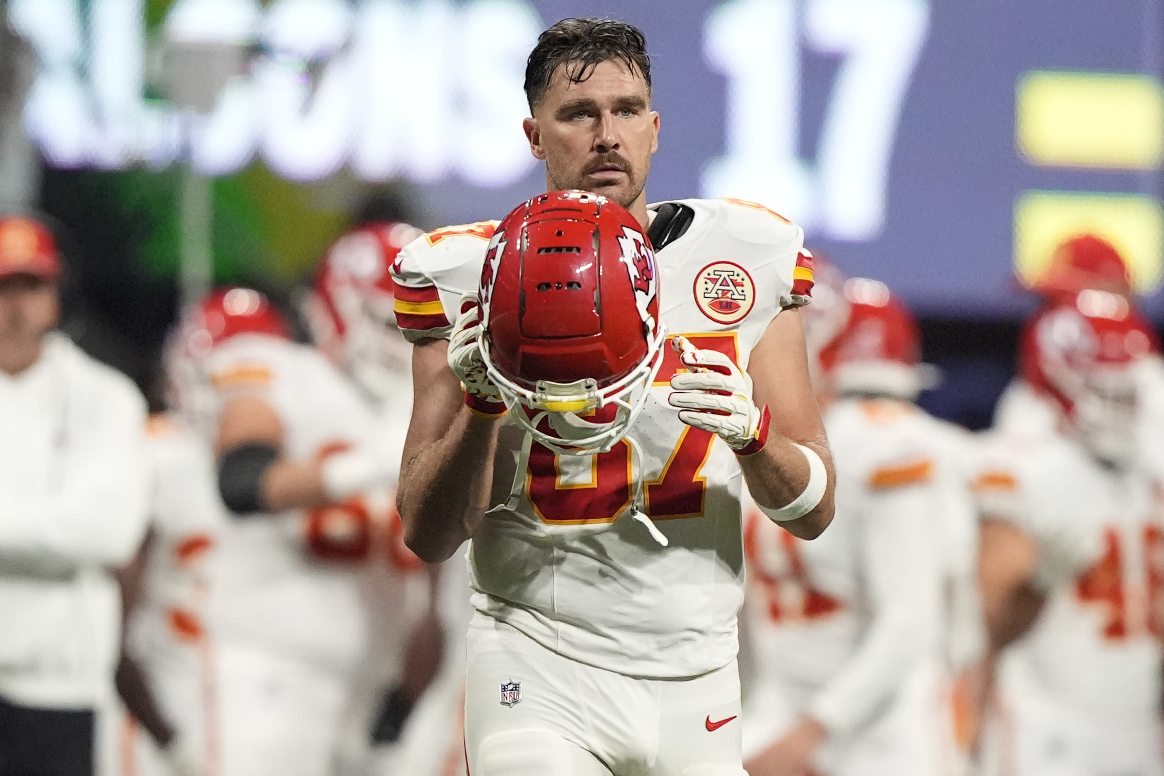 Travis Kelce not worried about quiet production to start season