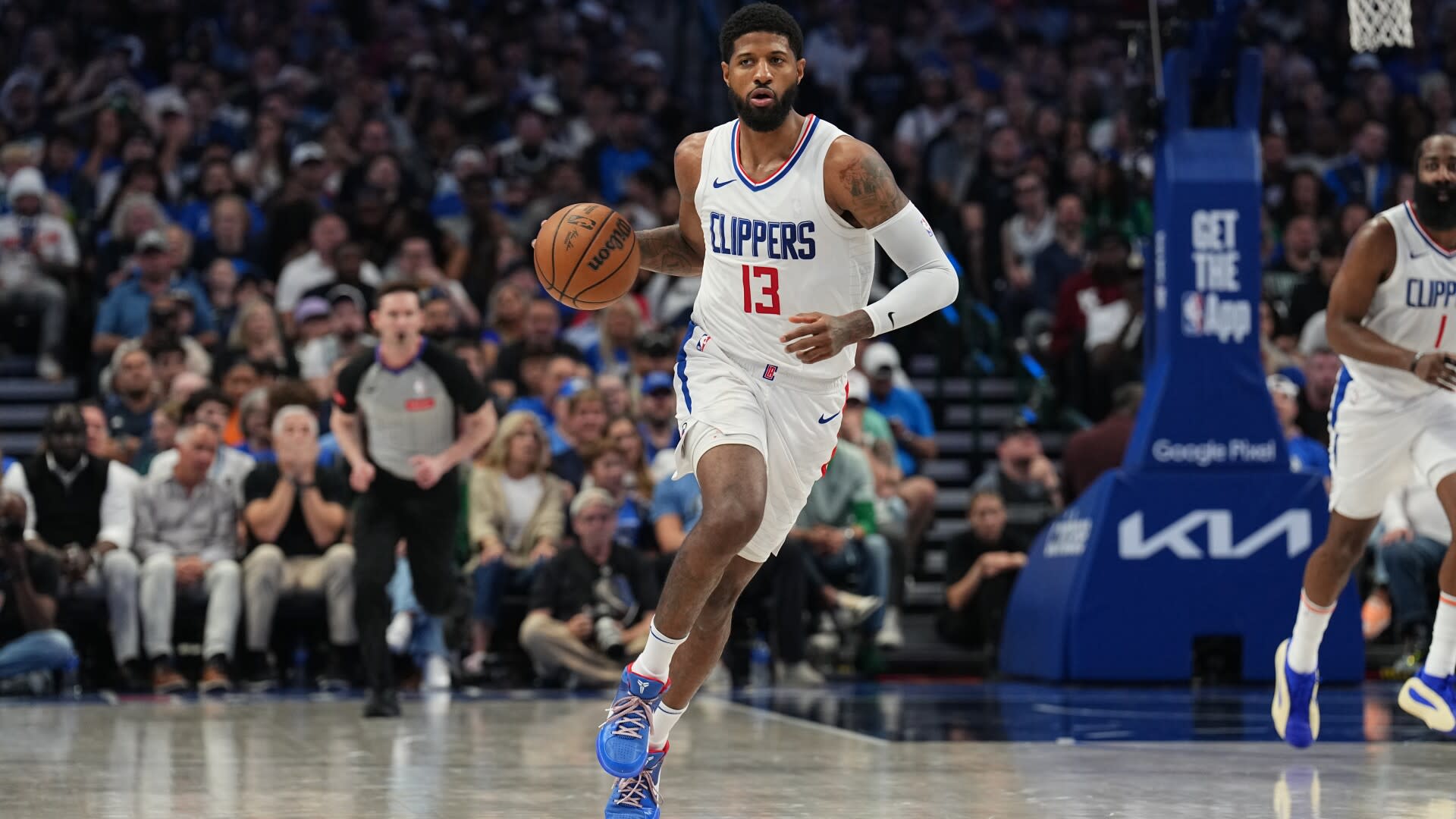 Another report 76ers, Magic eyeing Paul George, who has not extended with Clippers