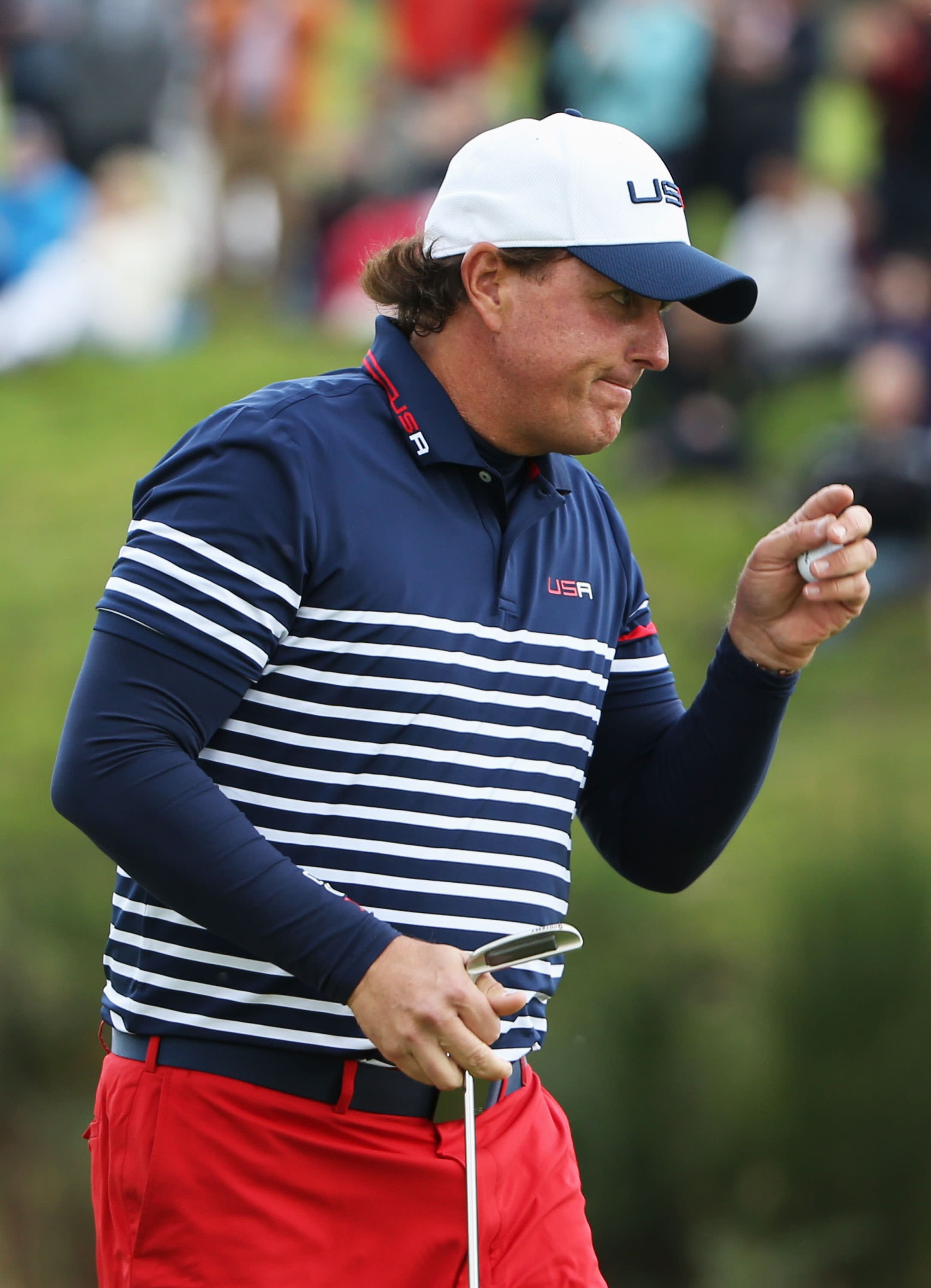 Phil Mickelson halfway to goal of dropping 20 lbs.